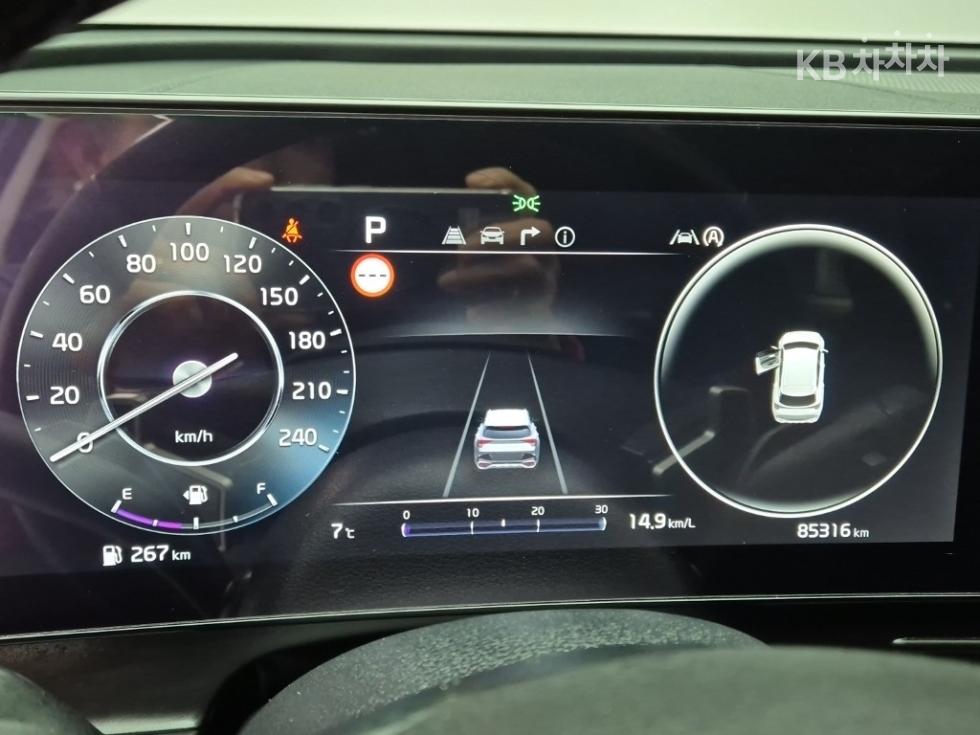 2023 - kia sportage