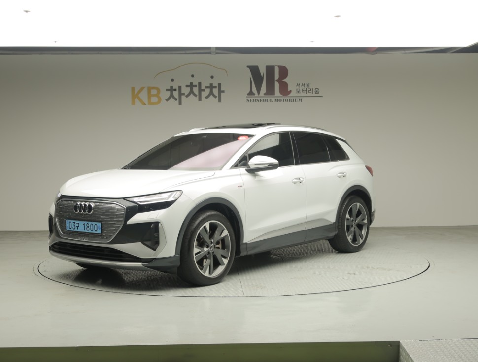 아우디 Q4 e-tron