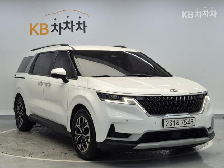 Kia Carnival D2.2 Prestige 5