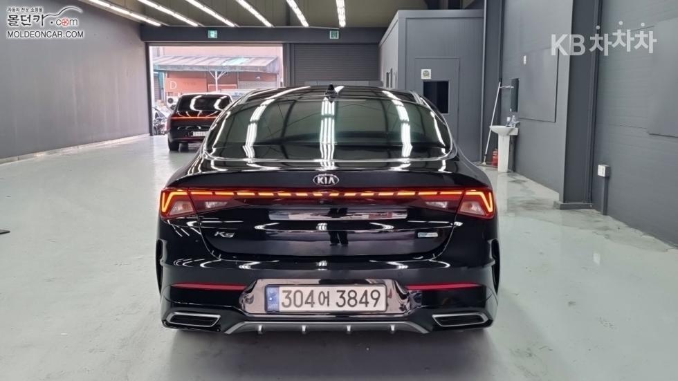 2021 - kia k5