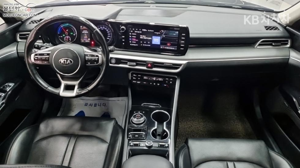 2021 - kia k5