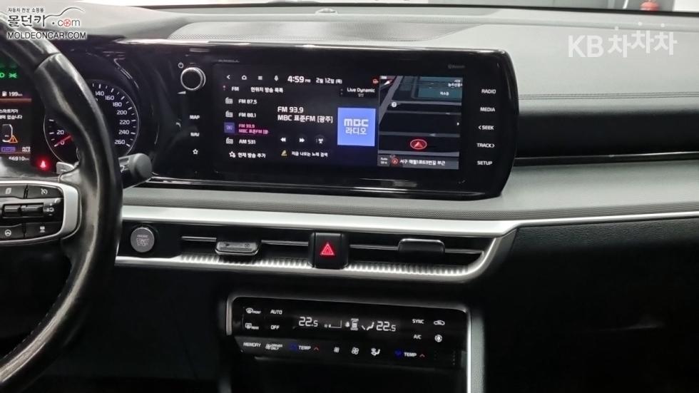 2021 - kia k5