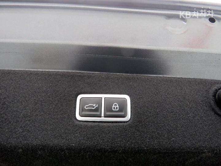 Hyundai IONIQ 6 CE Long Range AWD Prestige 6