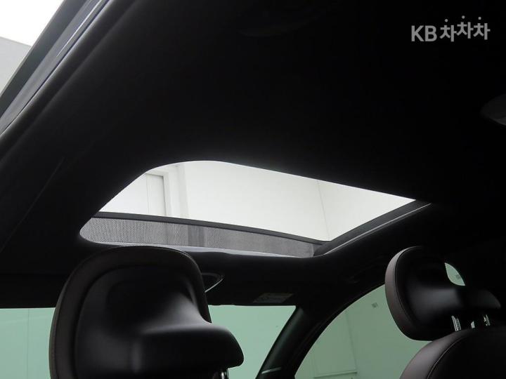 Hyundai IONIQ 6 CE Long Range AWD Prestige 10