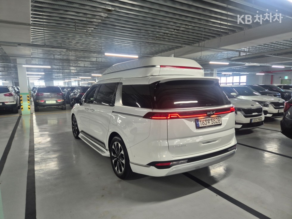 2023 - kia carnival