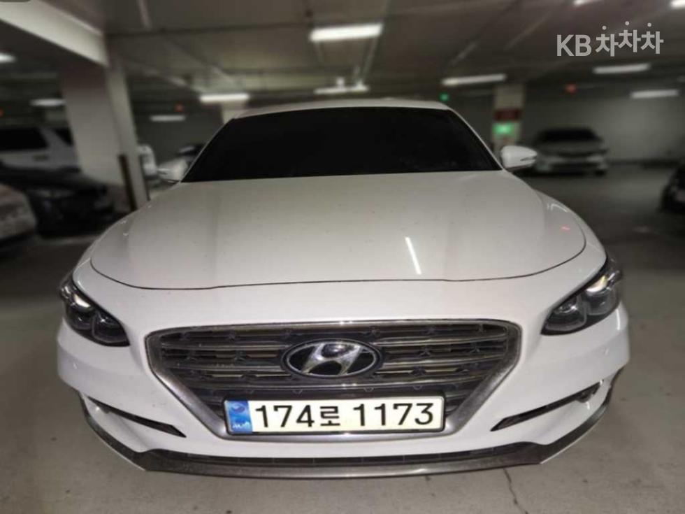 Hyundai 그랜저IG 2.4 프리미엄 기본형 - фото 1