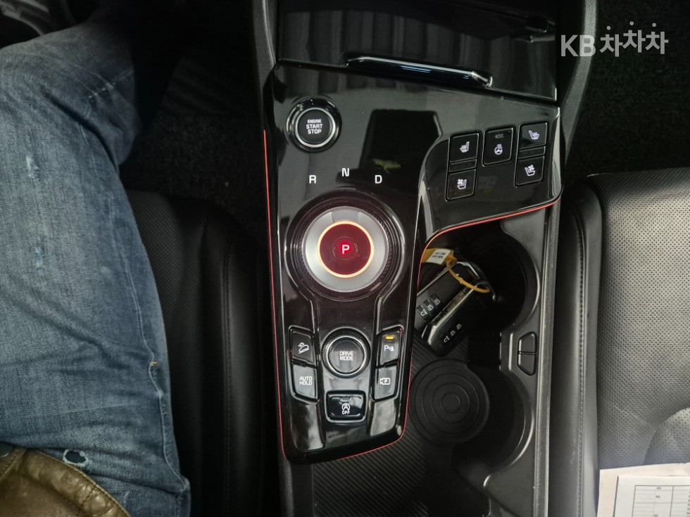 2022 - kia sportage