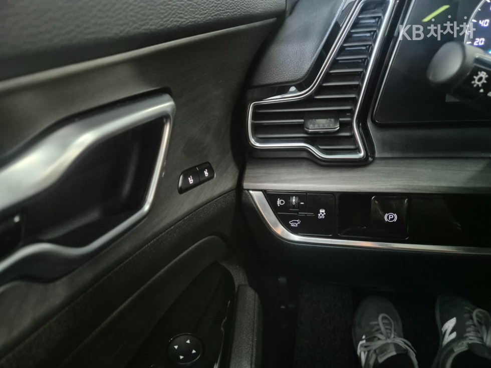 2022 - kia sportage