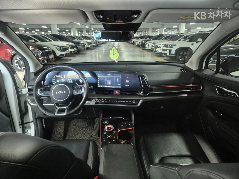 2022 - kia sportage