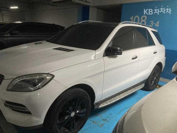 Mercedes-Benz M-Class New ML350 BlueTEC 4MATIC W166 3