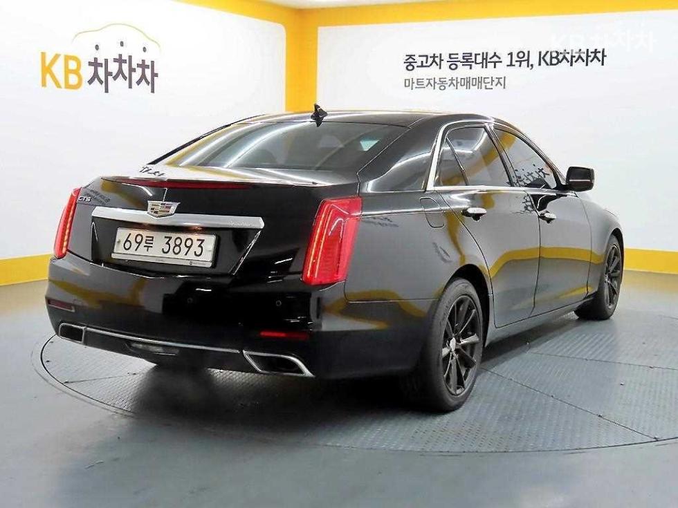 2018 - cadillac cts