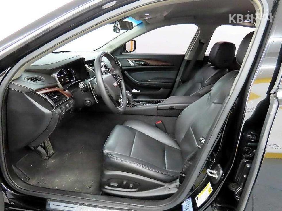2018 - cadillac cts