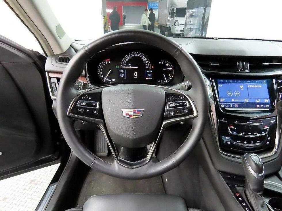 2018 - cadillac cts