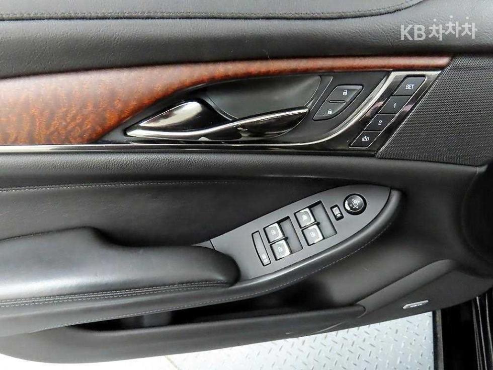 2018 - cadillac cts