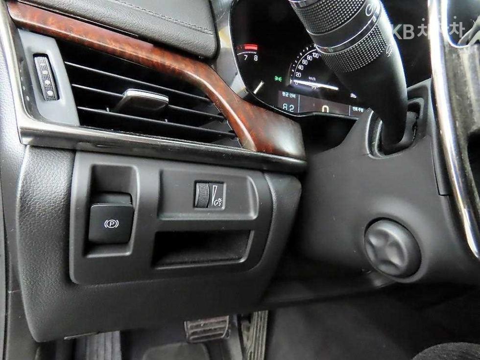 2018 - cadillac cts