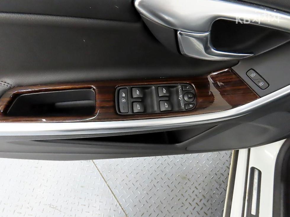 2018 - volvo s60