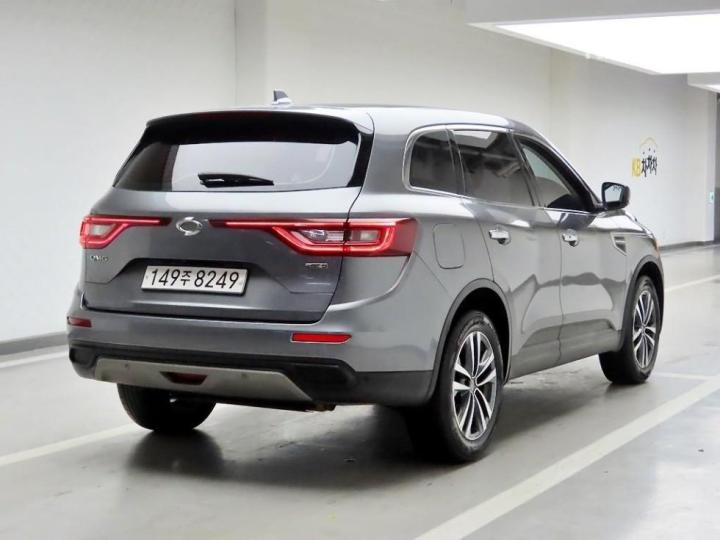 Renault QM6 2.0 LPe 2WD LE 5