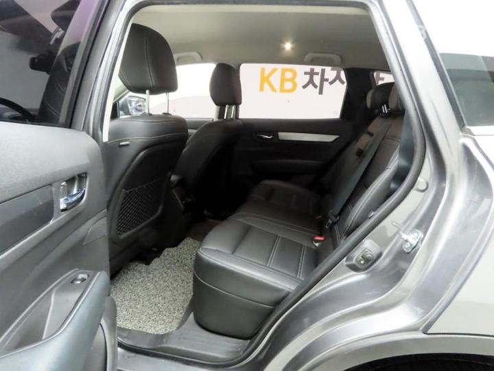 Renault QM6 2.0 LPe 2WD LE 10