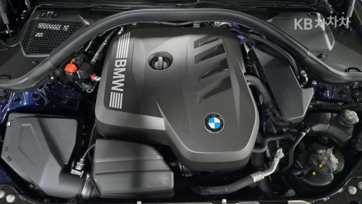 BMW 3 Series G20 320i Base Type 7