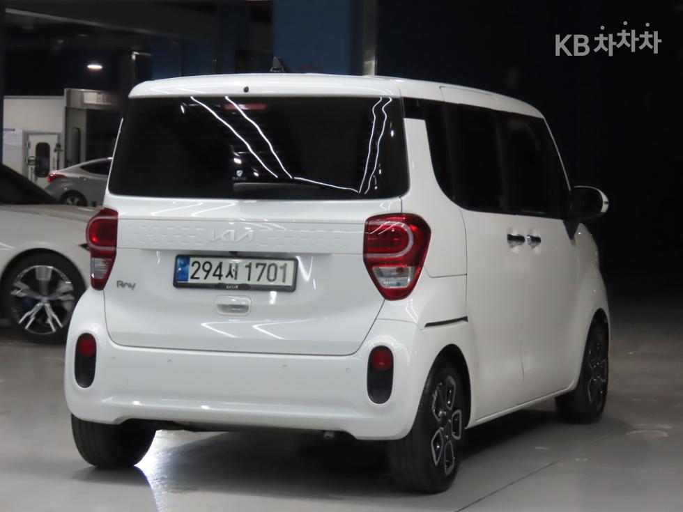 2022 - kia ray