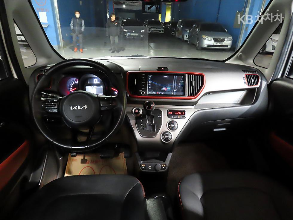 2022 - kia ray
