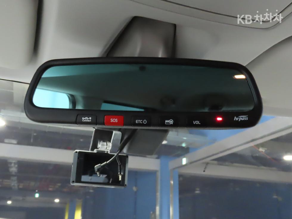 2022 - kia ray