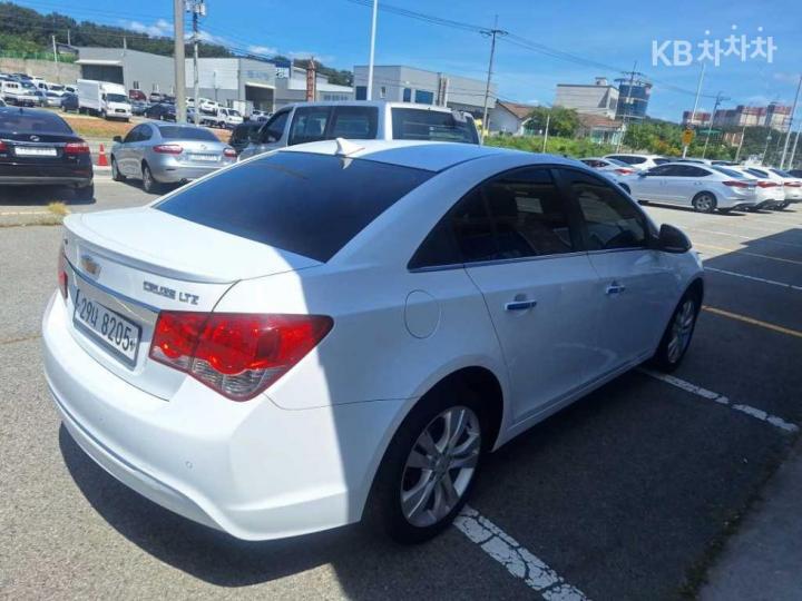 Chevrolet Cruze 1.8 LTZ+ Base Type 5