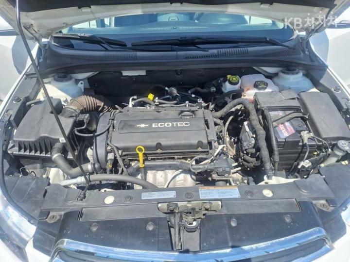 Chevrolet Cruze 1.8 LTZ+ Base Type 6