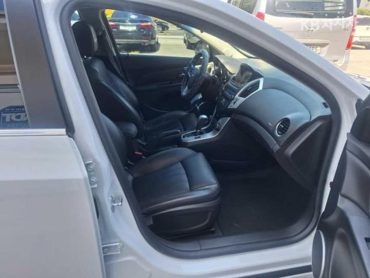 Chevrolet Cruze 1.8 LTZ+ Base Type 7