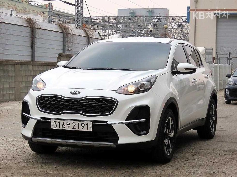 2020 - kia sportage