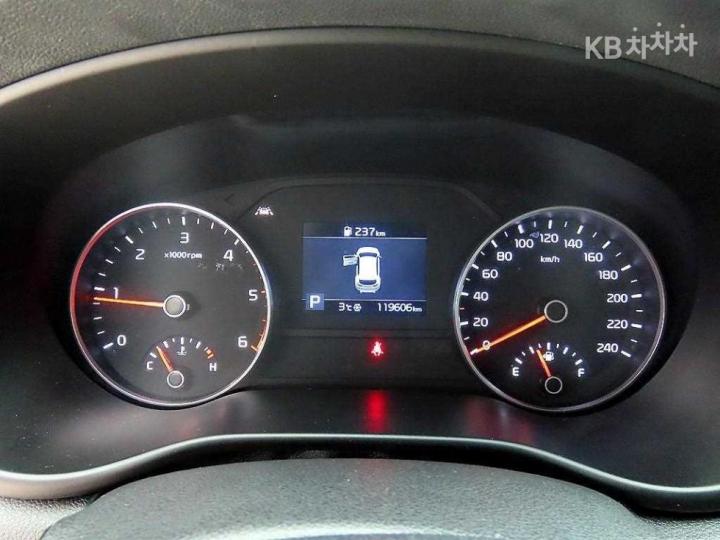 Kia Sportage The Bold Smart Stream D 1.6 Diesel 2WD Trendy 10