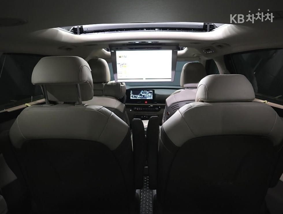 2025 - kia carnival