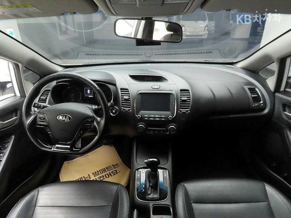 2018 - kia k3