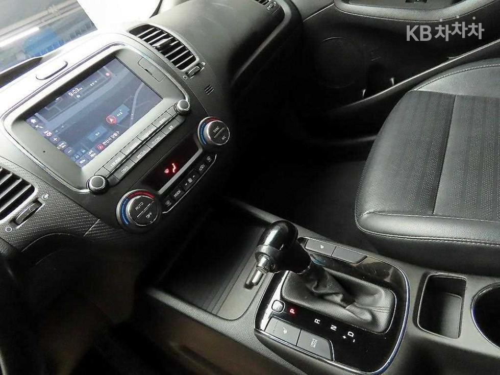2018 - kia k3