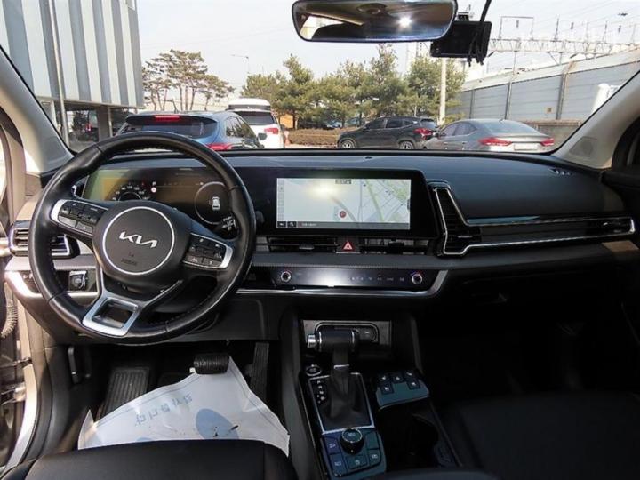 Kia Sportage The G1.6 T-GDI 2WD Prestige 8