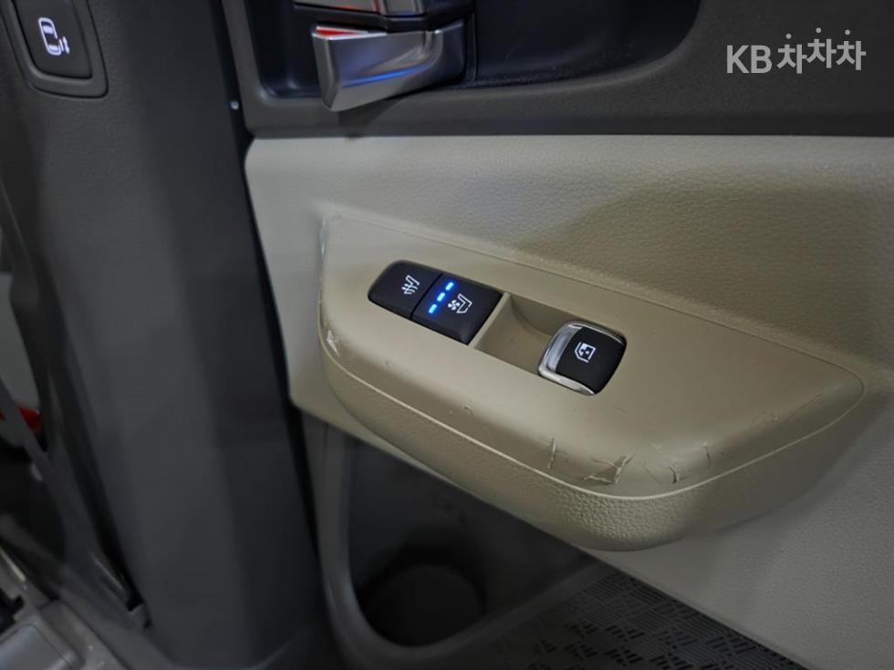 2025 - kia carnival