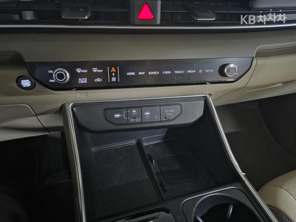 2025 - kia carnival