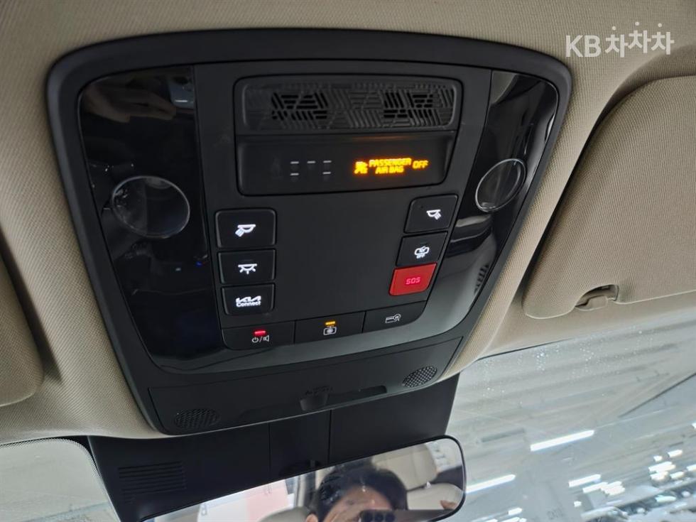 2025 - kia carnival