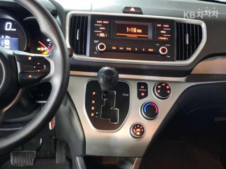 Kia Ray Van 1.0 Gasoline Van Prestige 10