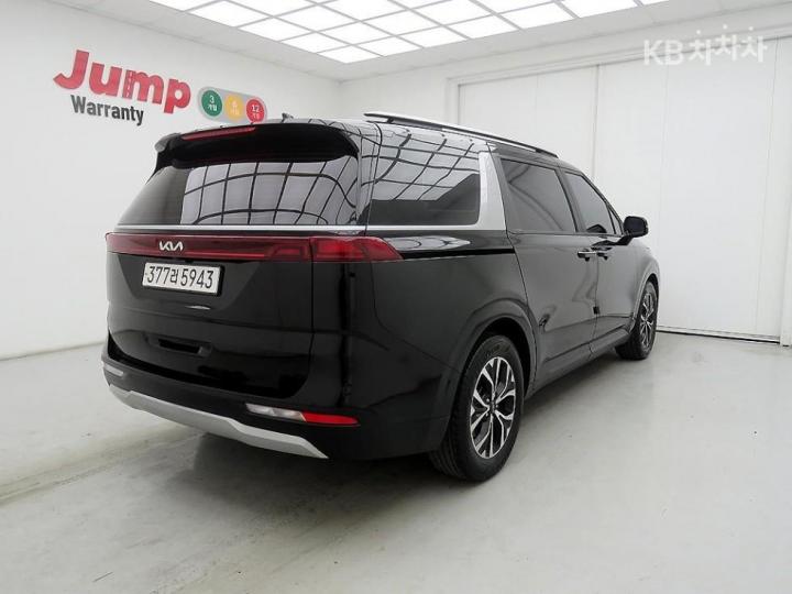 Kia Carnival D2.2 Prestige 5