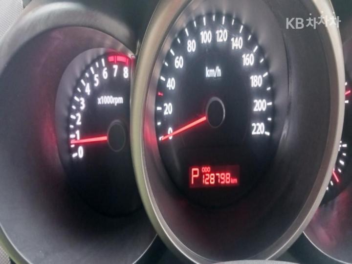 Kia Soul 1.6 2U Premium Type 8