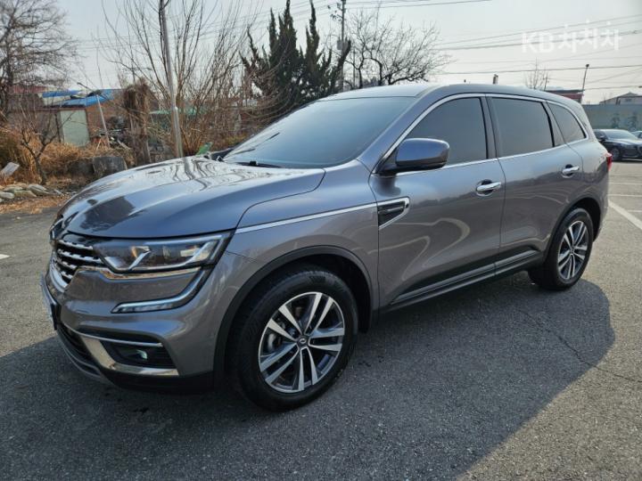 Renault QM6 2.0 LPe 2WD LE 4