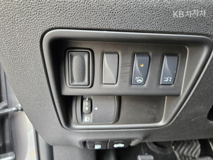 Renault QM6 2.0 LPe 2WD LE 10