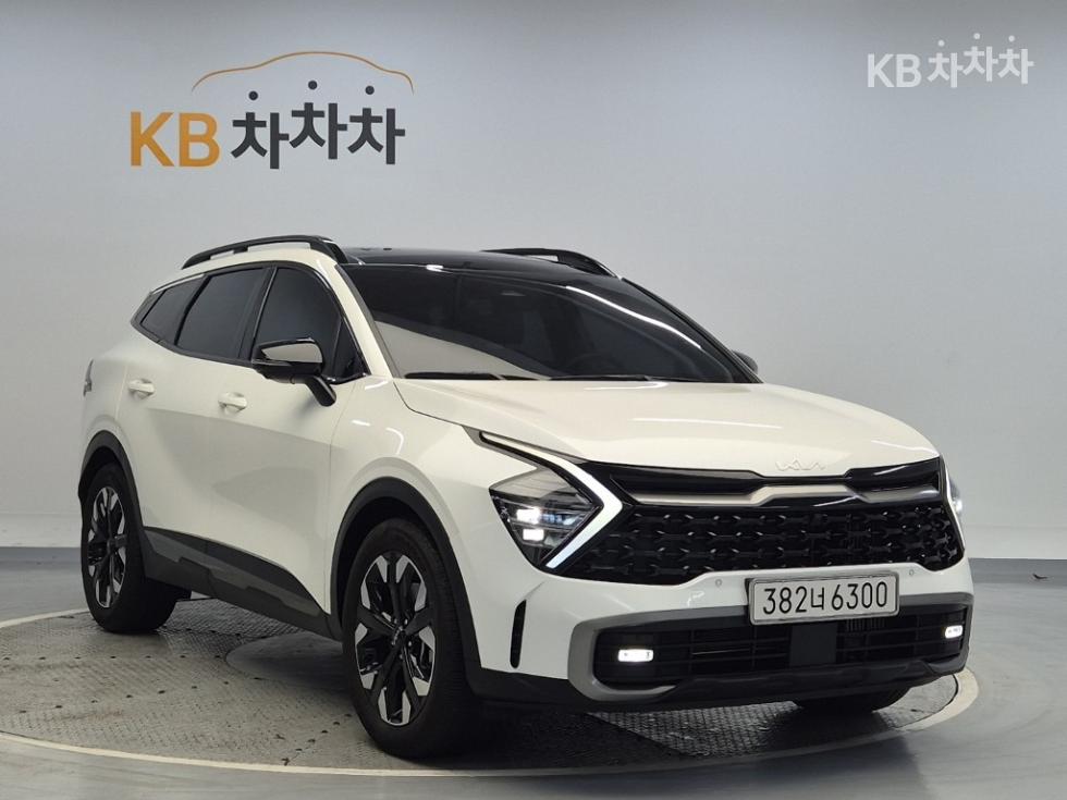 2022 - kia sportage