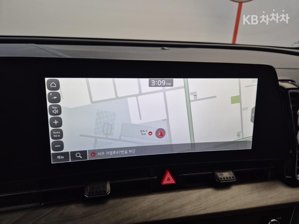 2022 - kia sportage