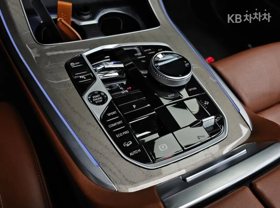 BMW X7 — miniaturë 9