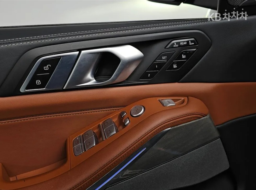 BMW X7 — miniaturë 18