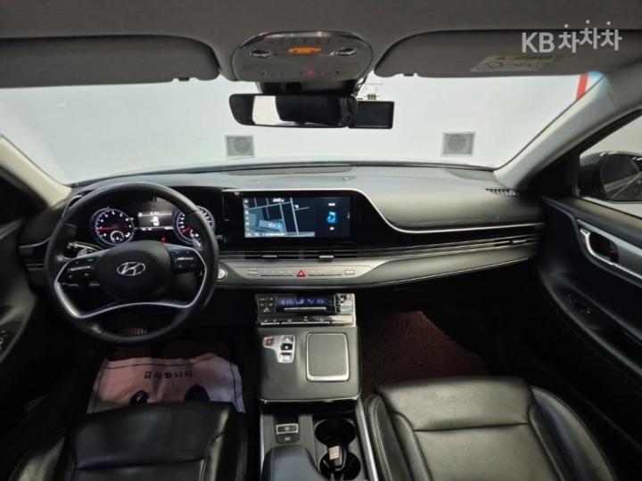 Hyundai Grandeur 2.5 Premium Choice 8