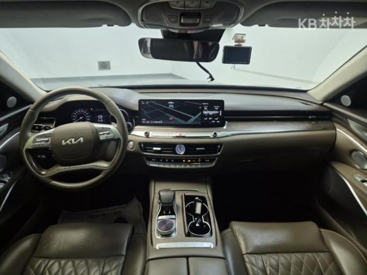 Kia K9 3.8 GDI AWD Masters 8