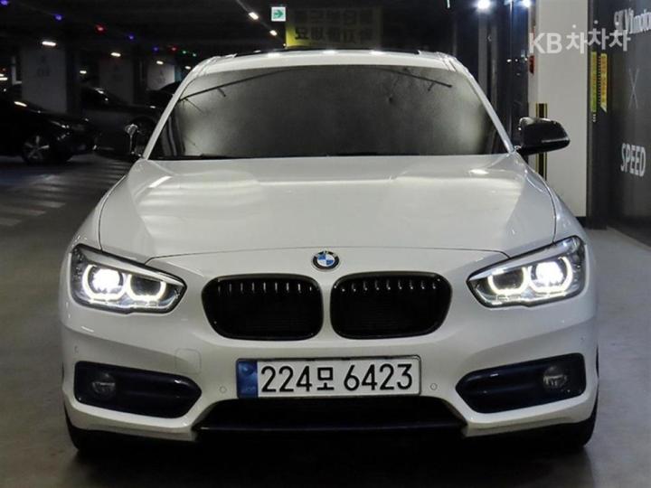 BMW 1 Series New 118d Sport Special 3